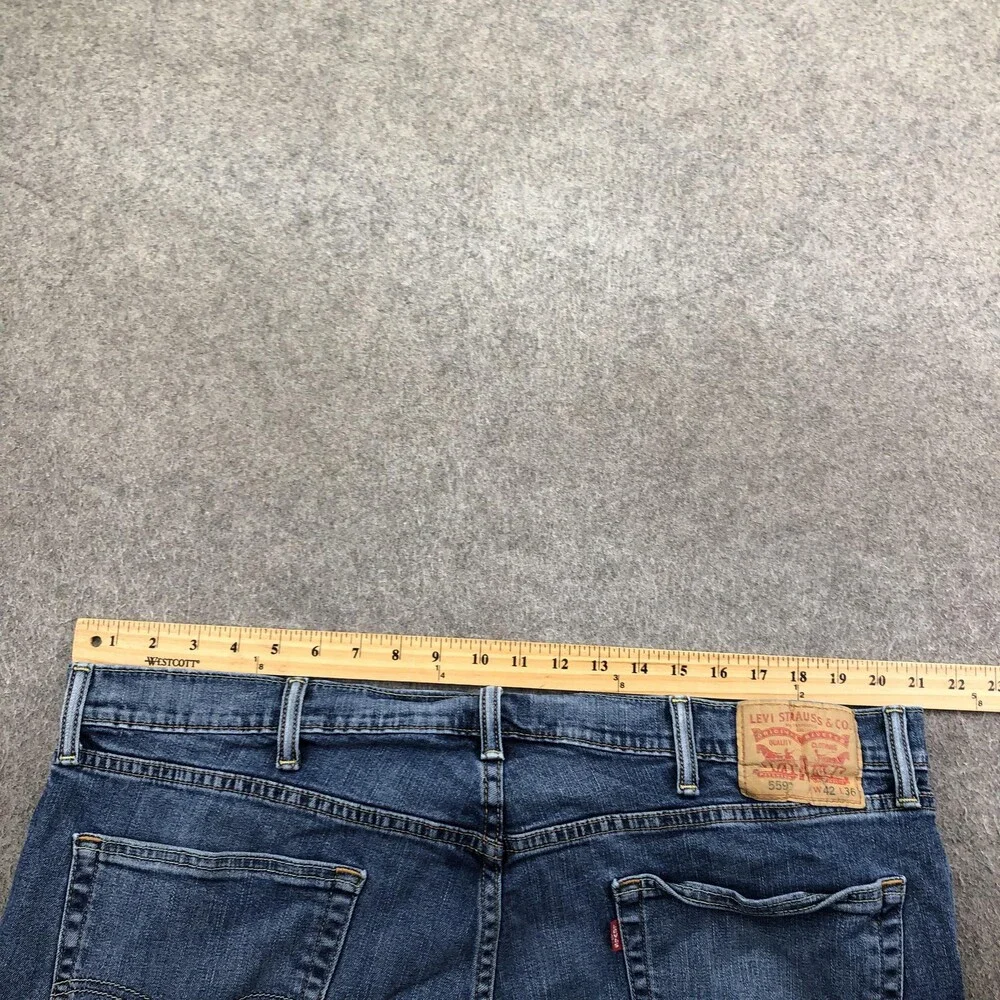 Levis 559 Jeans Mens 42x36 Blue Medium Wash Relaxed Straight Denim Pants Casual